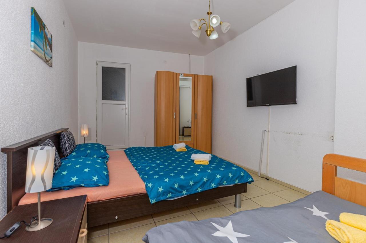 Apartmani Gabrijela Crikvenica Exterior foto